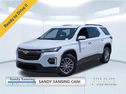 Used 2023 Chevrolet Traverse LT