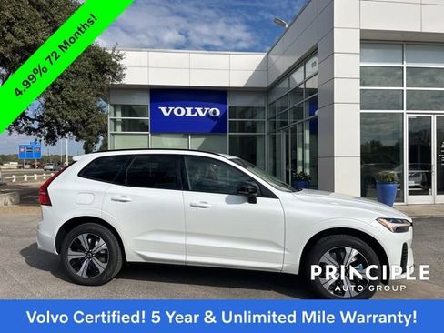 Certified 2025 Volvo XC60 T8 Core image 12