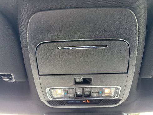 Used 2022 Ford F150 Lariat w/ Equipment Group 502A High image 25