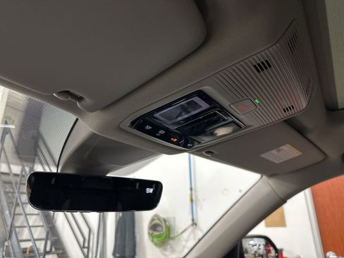 Certified 2025 Volkswagen Atlas Peak Edition SE image 71