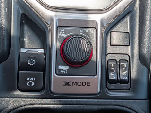 Used 2022 Subaru Forester Premium AWD/4WD image 28