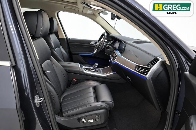 Used 2020 BMW X7 xDrive40i w/ Premium Package AWD/4WD image 11