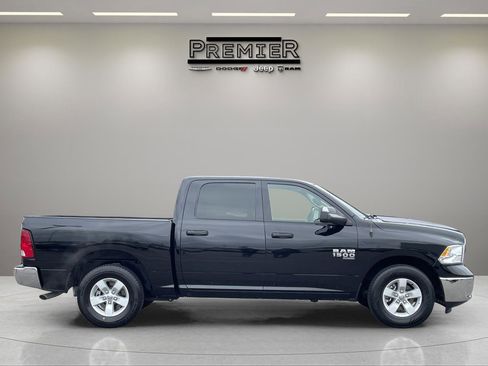 Used 2023 RAM 1500 Classic SLT w/ Trailer & Traction Group image 7