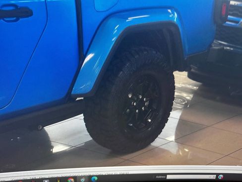 Used 2022 Jeep Gladiator Sport AWD/4WD image 21