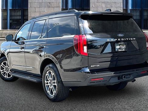 Certified 2025 Ford Expedition Active RWD image 10