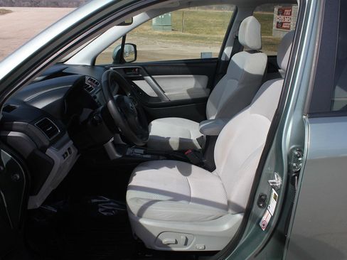 Used 2016 Subaru Forester 2.5i Premium w/ Popular Package #2 image 32