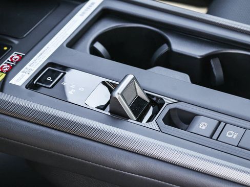 New 2026 Lexus ES 350e w/ Convenience Package FWD image 22