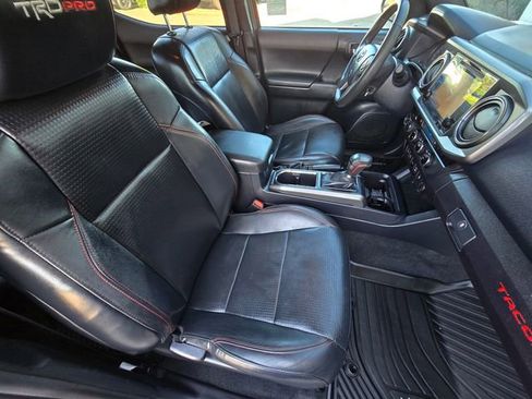 Used 2017 Toyota Tacoma TRD Pro AWD/4WD image 20