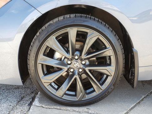 Used 2024 Toyota Corolla SE image 27