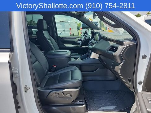 Used 2022 Chevrolet Suburban Z71 w/ Luxury Package AWD/4WD image 35