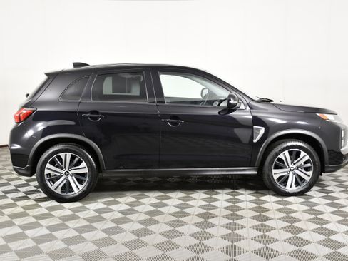 Used 2022 Mitsubishi Outlander Sport SE AWD/4WD image 5