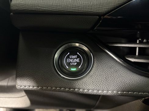 Used 2025 Buick Enclave Preferred image 28