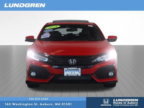 Used 2018 Honda Civic Sport Touring image 2