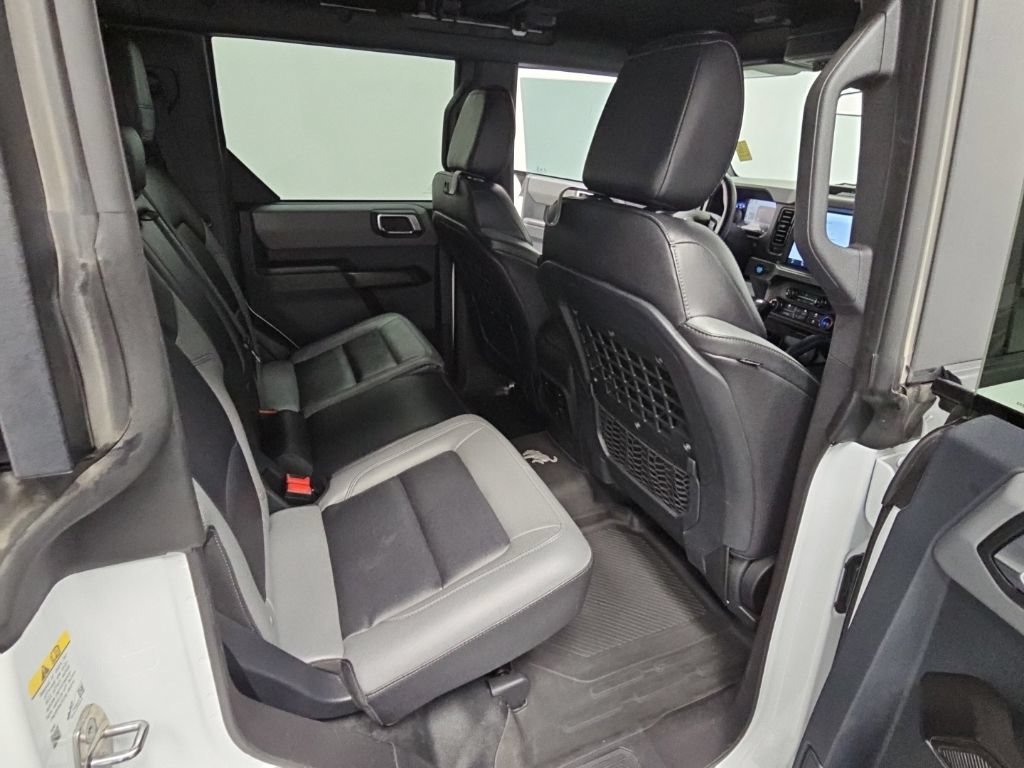 Used 2024 Ford Bronco Black Diamond AWD/4WD image 35