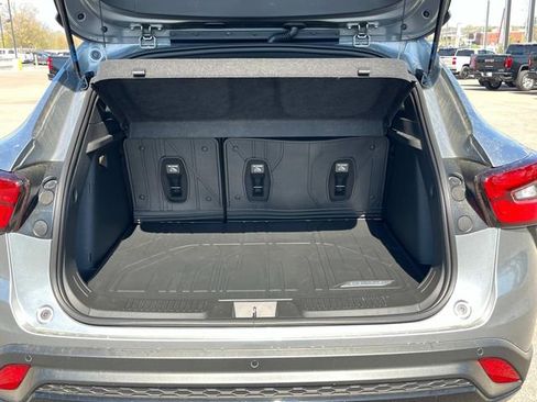 Certified 2026 Chevrolet Trax RS w/ Sunroof Package image 6