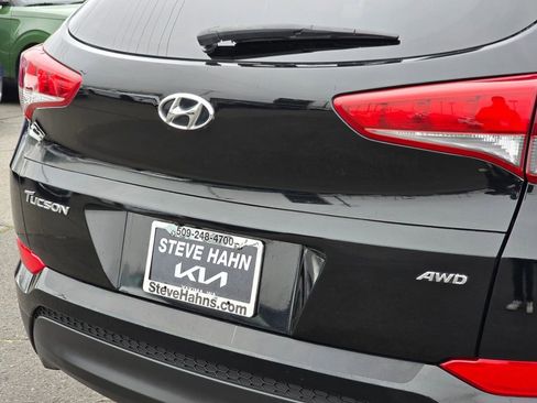 Used 2017 Hyundai Tucson SE Plus w/ Cargo Package image 15