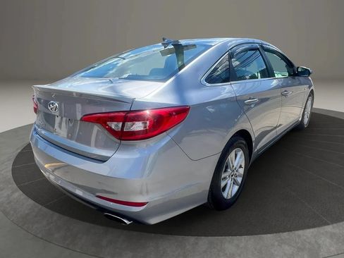 Used 2017 Hyundai Sonata SE FWD image 5