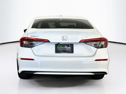 Used 2024 Honda Civic EX image 7
