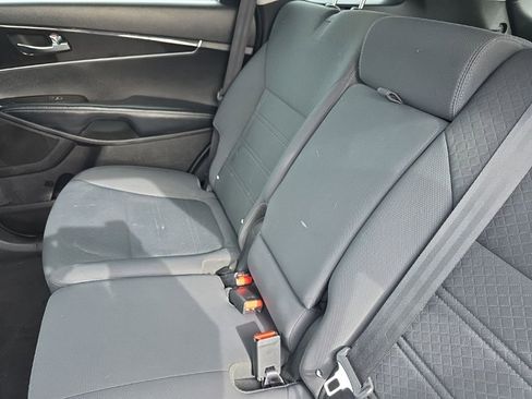 Used 2017 Kia Sorento L image 15