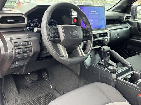 Certified 2025 Toyota Tacoma TRD Off-Road w/ TRD Off Road Upgrade Package image 18