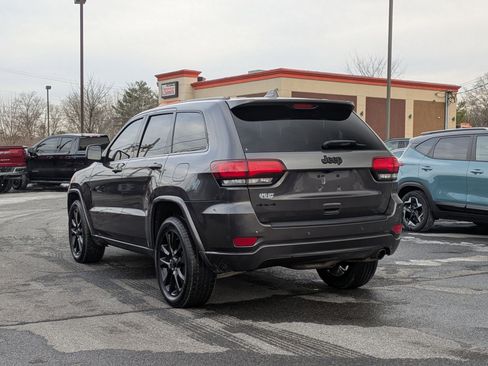 Used 2021 Jeep Grand Cherokee Laredo X image 6