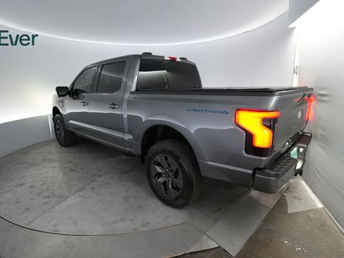 Used 2024 Ford F150 Lightning Flash AWD/4WD image 3