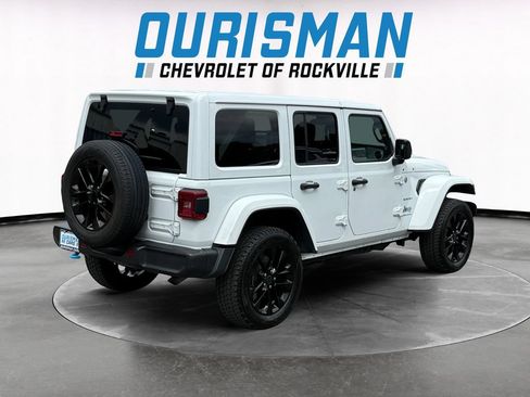 Used 2024 Jeep Wrangler Unlimited Sahara AWD/4WD image 6