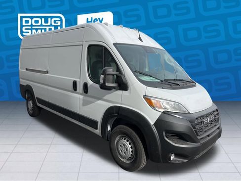 New 2026 RAM ProMaster 2500 w/ Convenience Group FWD image 8