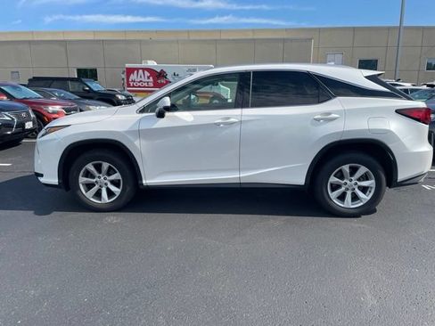 Used 2017 Lexus RX 350 FWD w/ Premium Package image 3