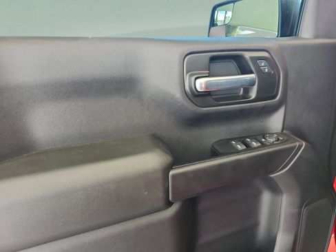 Used 2022 Chevrolet Silverado 1500 Custom w/ Safety Confidence Package RWD image 16