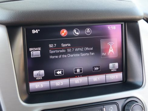 Used 2015 GMC Yukon XL SLT w/ Open Road Package AWD/4WD image 27
