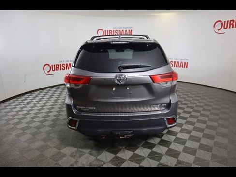 Used 2019 Toyota Highlander Limited AWD/4WD image 8