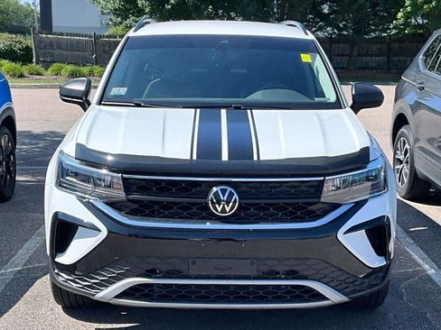 Used 2023 Volkswagen Taos S AWD/4WD image 2