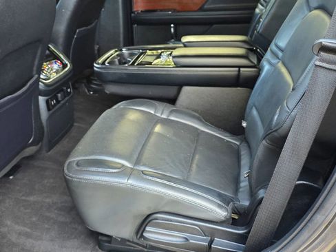 Used 2018 Lincoln Navigator Reserve w/ Technology Package image 24