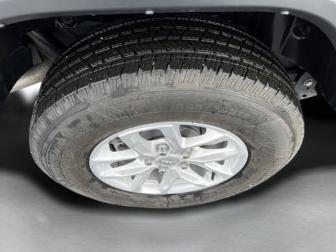 Used 2023 Jeep Wrangler Sport S image 9