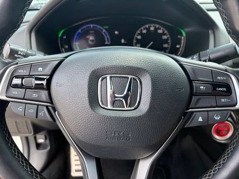 Used 2022 Honda Accord Sport image 19