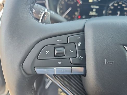 Used 2025 Cadillac XT6 Sport w/ LPO, Floor Liner Package image 19