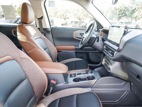 Used 2025 Ford Bronco Sport Outer Banks image 18