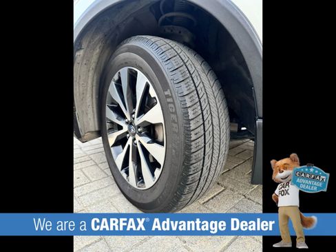 Used 2017 Subaru Outback 2.5i Limited image 11