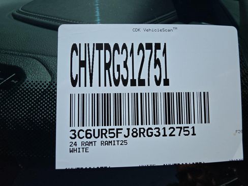 Used 2024 RAM 2500 Laramie AWD/4WD image 37