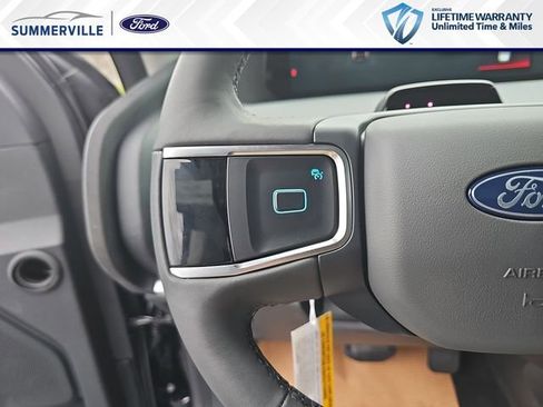 New 2026 Ford Expedition Active image 22