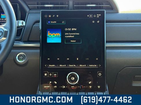 Used 2025 GMC Terrain Elevation image 27