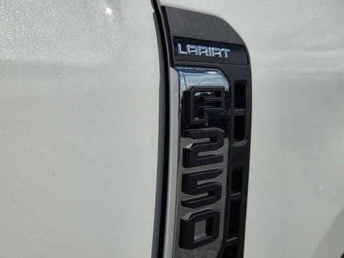 New 2026 Ford F250 Lariat w/ Lariat Ultimate Package AWD/4WD image 13