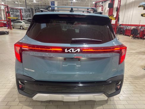 Used 2026 Kia Seltos SX w/ SX Sunroof Package AWD/4WD image 8