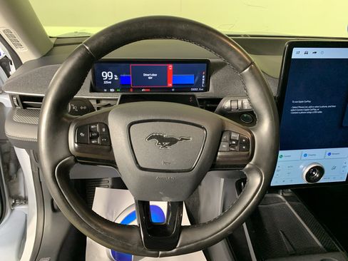Used 2022 Ford Mustang Mach-E Premium RWD image 23