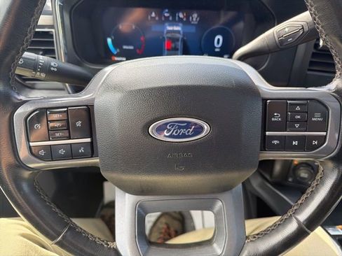 Used 2025 Ford F350 Lariat w/ Black Appearance Package AWD/4WD image 13
