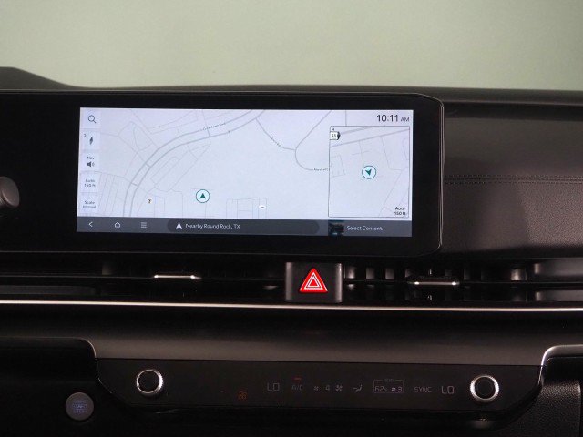Used 2025 Kia Carnival SX Prestige FWD image 32