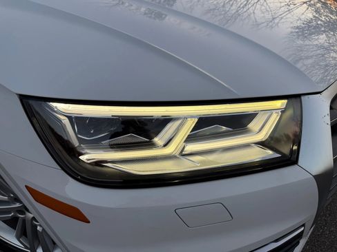 Used 2018 Audi Q5 2.0T Premium Plus w/ Premium Plus Package image 58