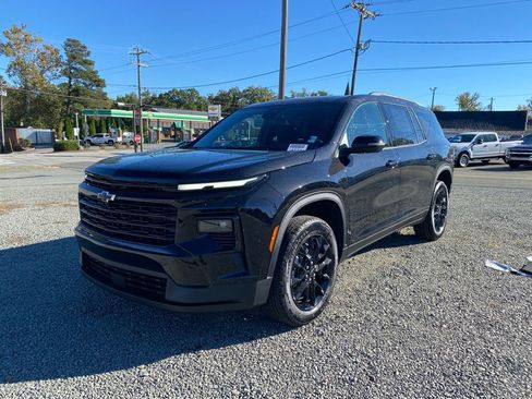 New 2026 Chevrolet Traverse LT w/ Midnight/Sport Edition image 7