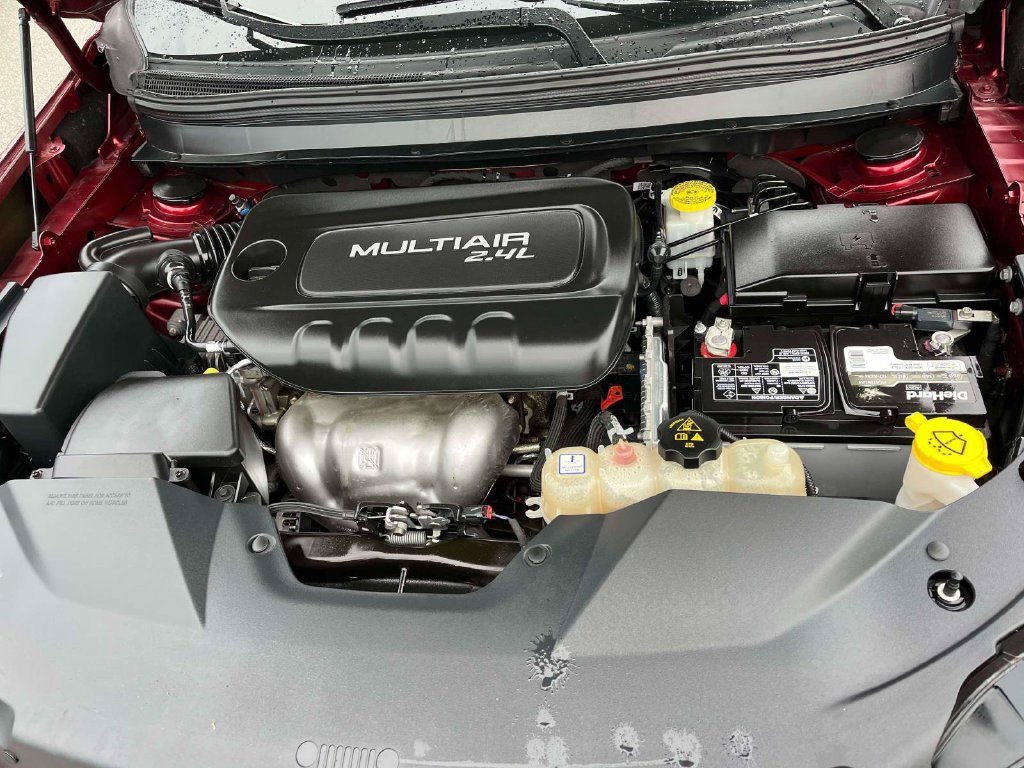 Used 2019 Jeep Cherokee Latitude w/ Popular Appearance Group FWD image 36